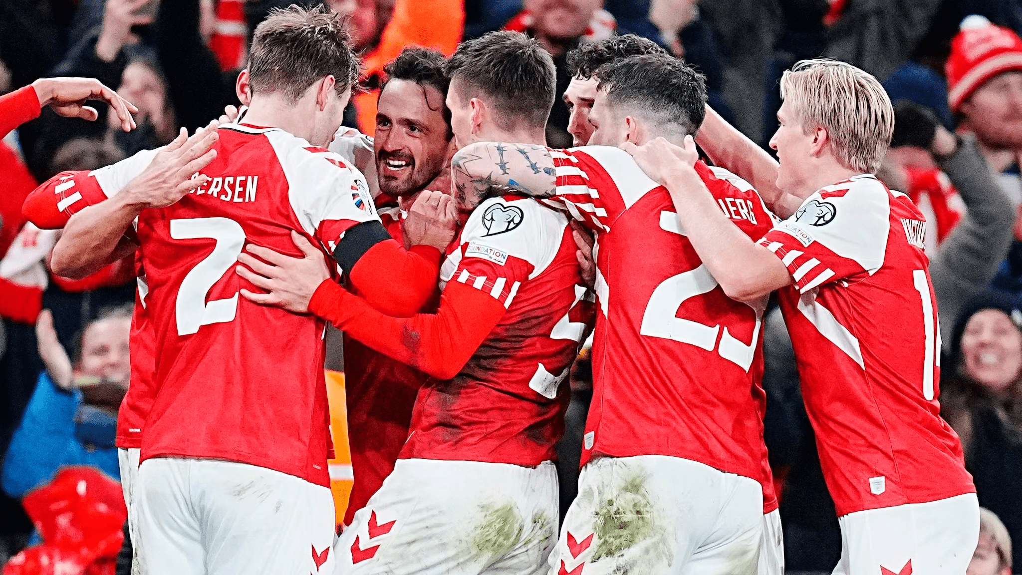 决胜时刻！球员们为了欧预赛前途拼搏的简单介绍